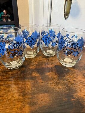 4 Cristar Mikonos Blue Floral Stemless Wine Glasses.